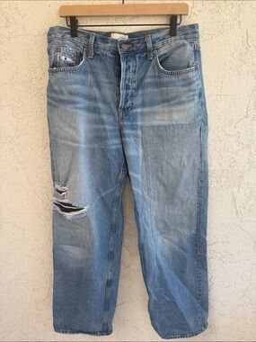 Universal Thread mid rise 90s baggy Blue Relaxed Fit Distressed Jeans size 10